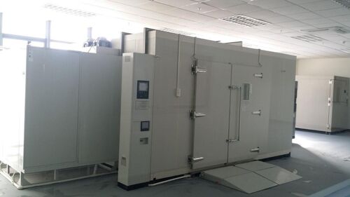 latest company blog about WalkIn Environmental Chambers: IEC 60068 Compliance & Smart Selection for Lab Engineers